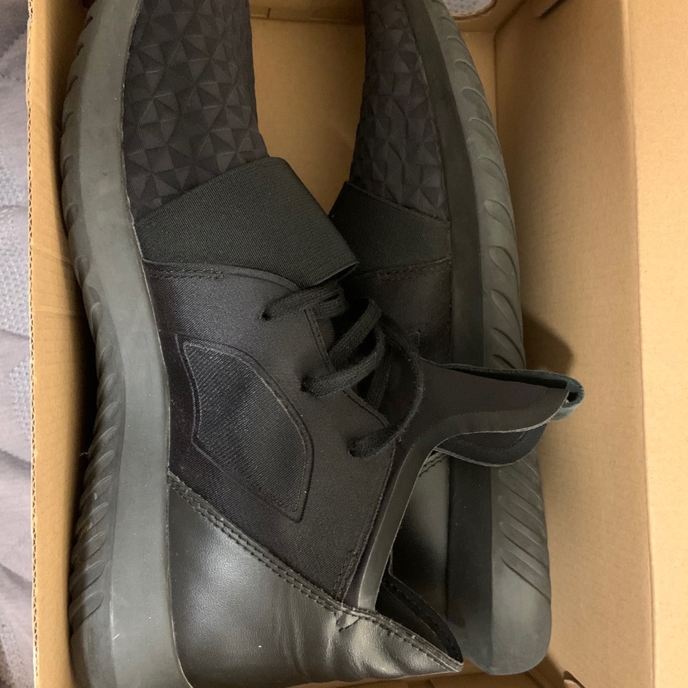 Adida Tubular Defiant